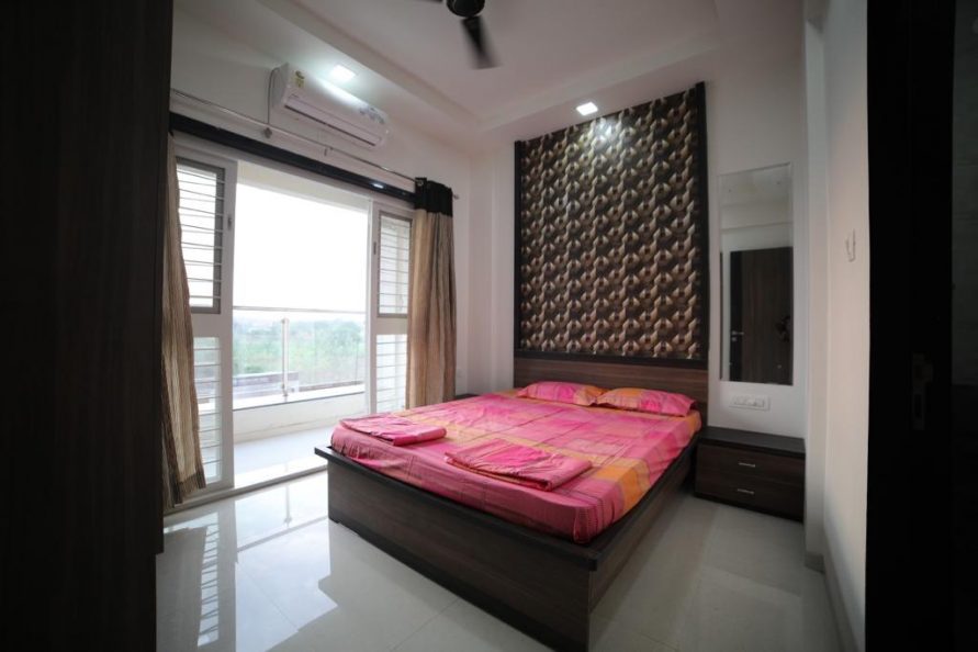 Classic One BHK with Terrace – 4 Rooms