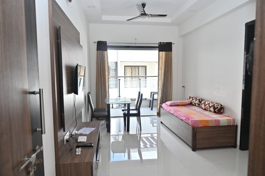Deluxe Two BHK – 2 Rooms